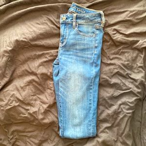 American Eagle Blue Jeans Sz 2